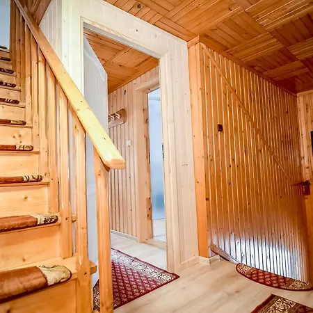 U Capka بورونين